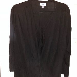 Black elastic bottom wrap shirt